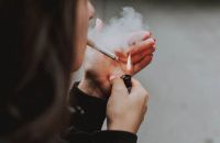 Meno pause per i fumatori - nuovo regolamento in Cantone