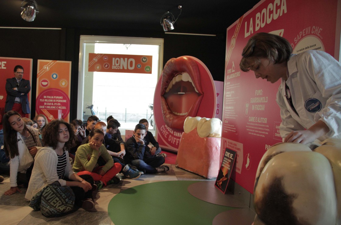 Mostra Laboratorio Multimediale «No smoking be happy»